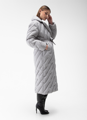 Женский пуховик с английским воротником