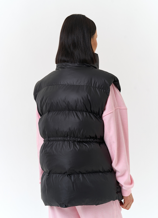 Женский утепленный жилет модель № 33093 в рассрочку