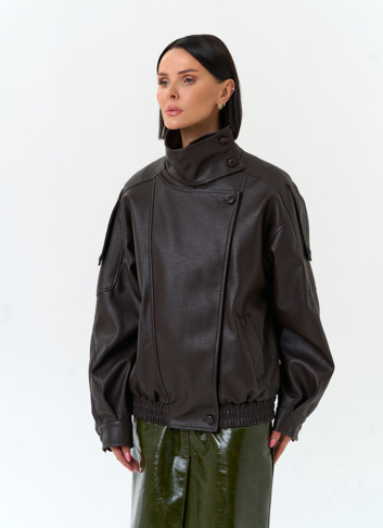 Женская куртка из эко кожи с воротником стойкой