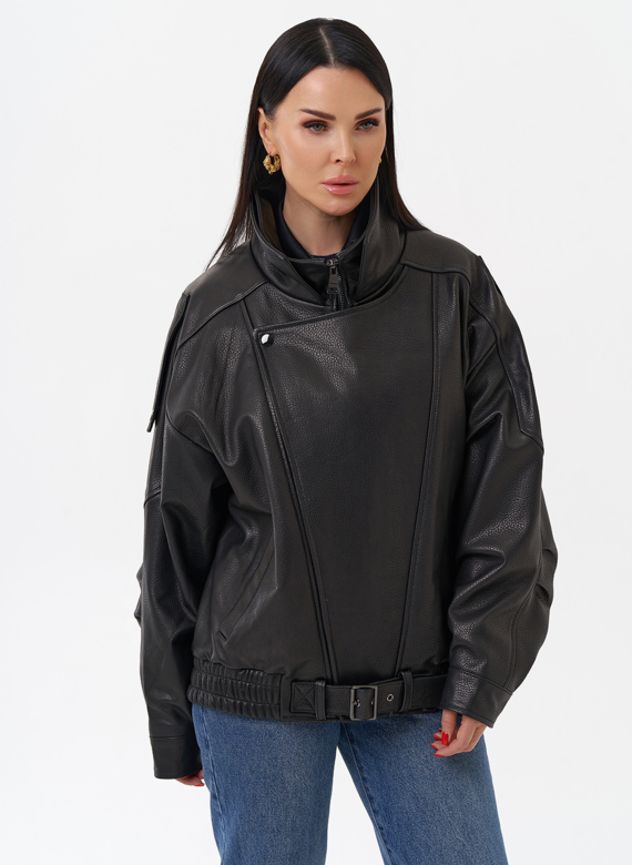 Объемная женская куртка из натуральной кожи