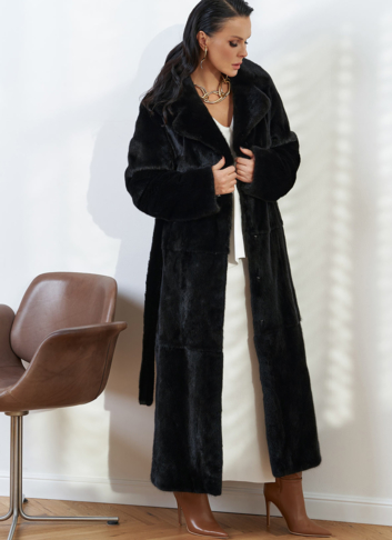 Шуба из меха скандинавской норки