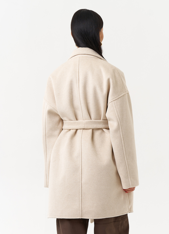 Женское укороченное пальто с поясом модель № 30195 в рассрочку