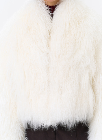 Белая шуба из ламы