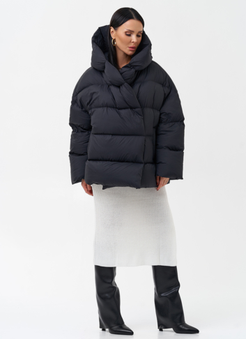 Женский пуховик с капюшоном 