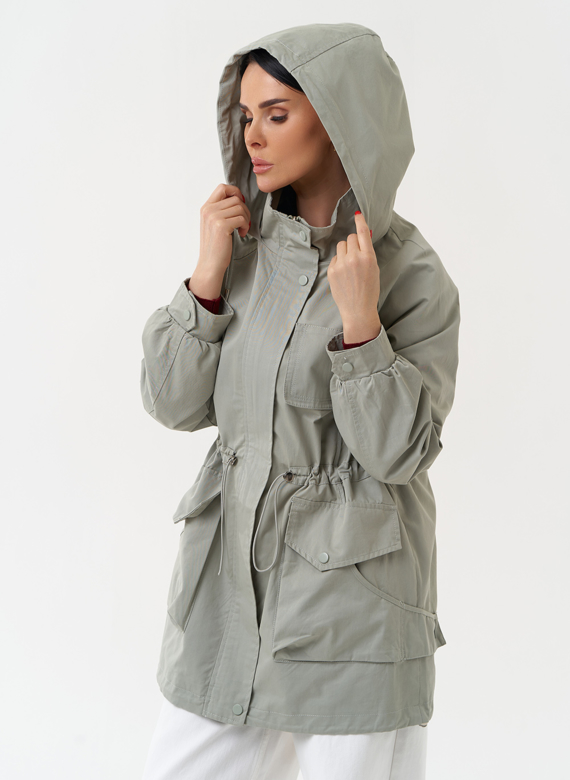 Ветровка женская с капюшоном