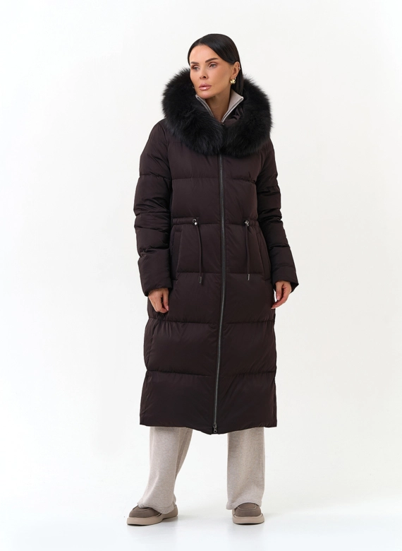 Женский пуховик с мехом песца на капюшоне фото