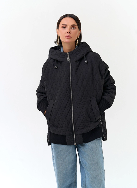 Женская куртка с капюшоном