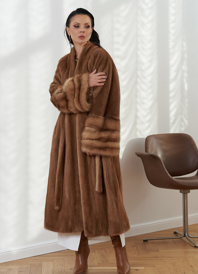 Женская шуба из скандинавской норки модель № 31204 меха малина