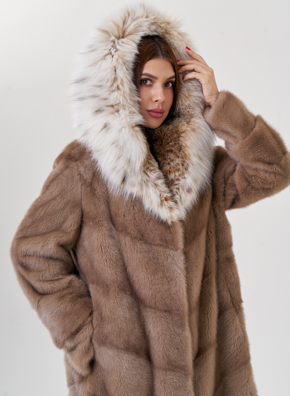 Норковая шуба с рысью