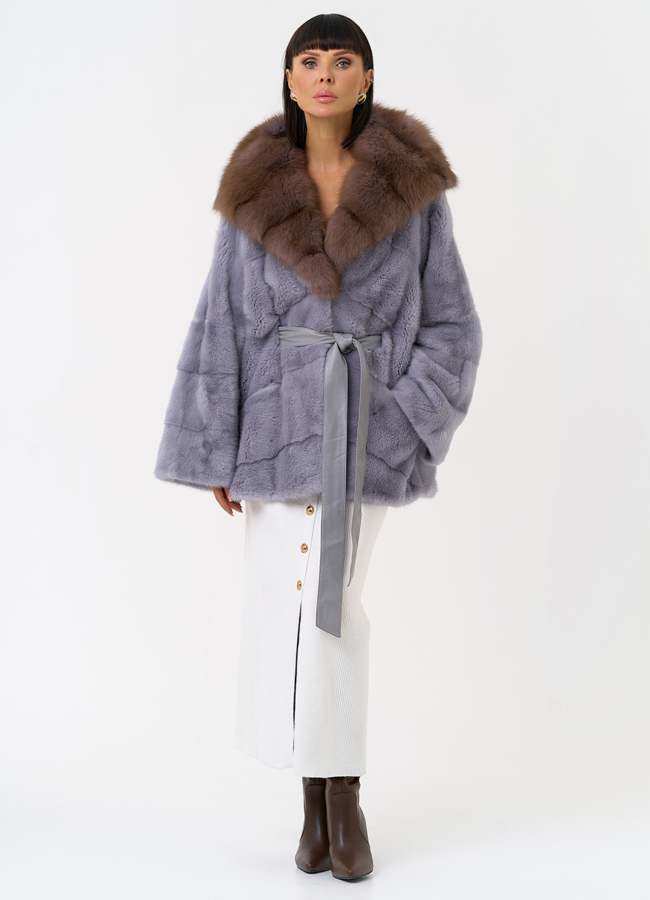 Женская шуба из меха норки с капюшоном из меха куницы модель № 27580 в кредит