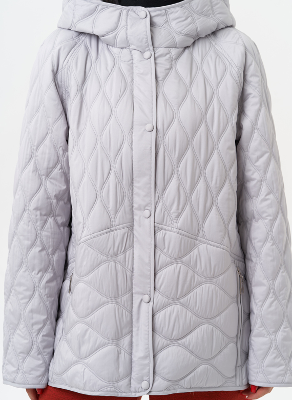 Женская стеганая куртка с капюшоном
