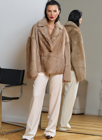 Женская натуральная дубленка с английским воротником