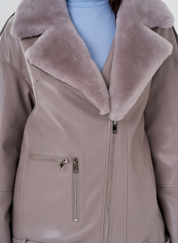 Куртка из эко кожи на утеплителе с натуральным мехом