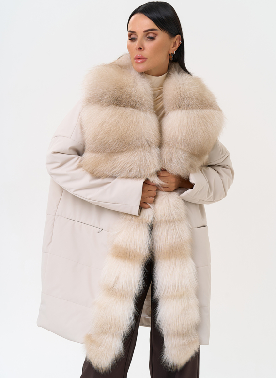 Женское зимнее полупальто с кожаным поясом