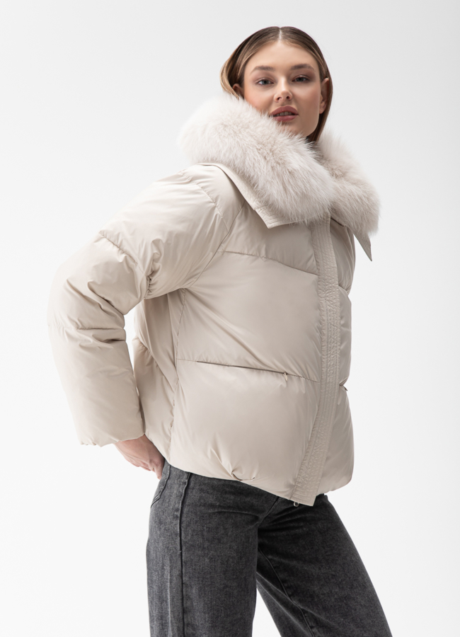 Женский пуховик с отделкой из меха песца модель № 28005 универмаг малина