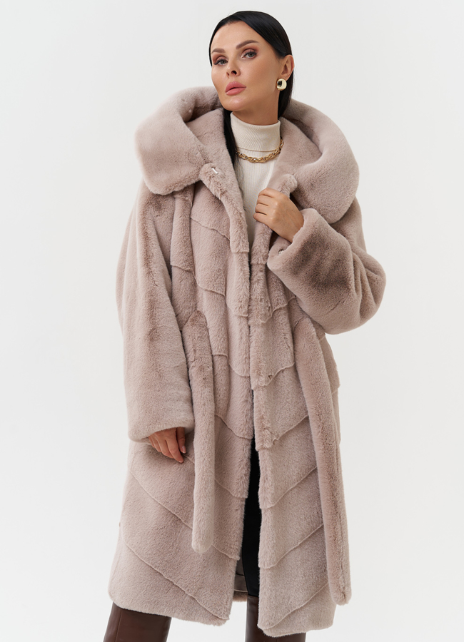 Шуба из эко меха с капюшоном модель № 28638 универмаг малина