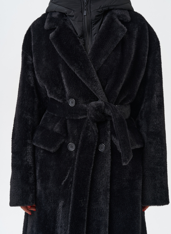 Женское ворсовое пальто с капюшоном