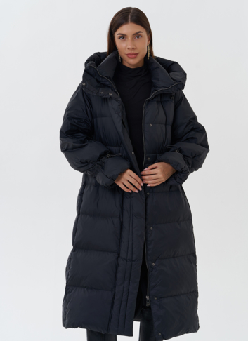 Женский пуховик с капюшоном