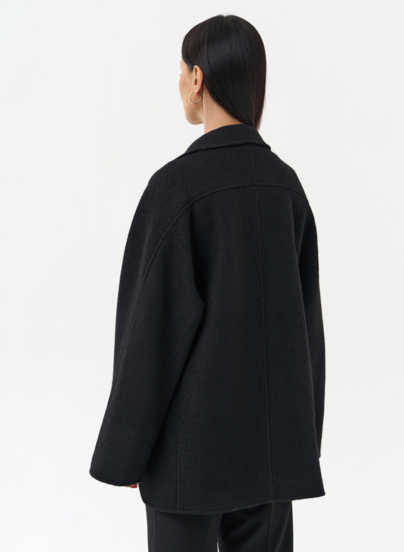 Укороченное пальто с английским воротником