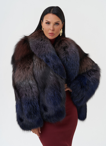 Женская шуба из меха чернобурки