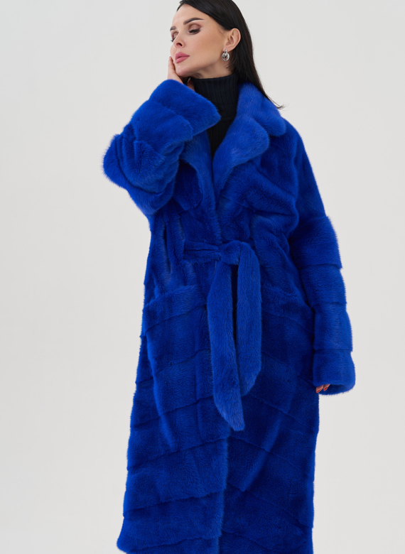 Шуба из норки синего цвета