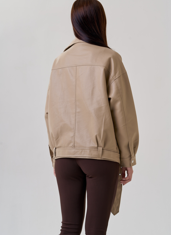 Женская куртка оверсайз из эко кожи