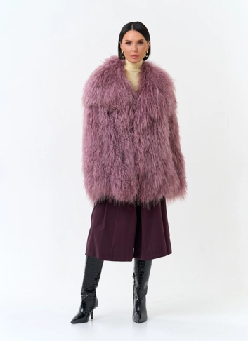 Женская шуба из меха ламы