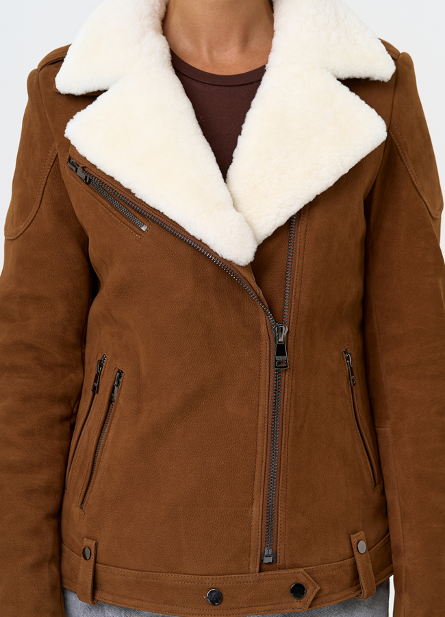 Косуха из натуральной замши с мехом модель № 31365 в рассрочку