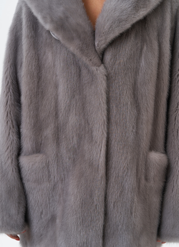 Женская норковая шуба с капюшоном 