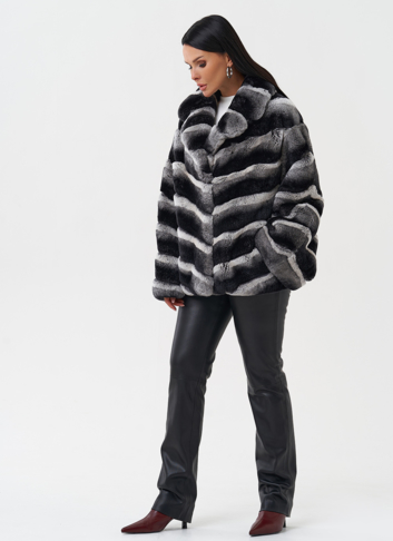 Женская шуба из меха кролика