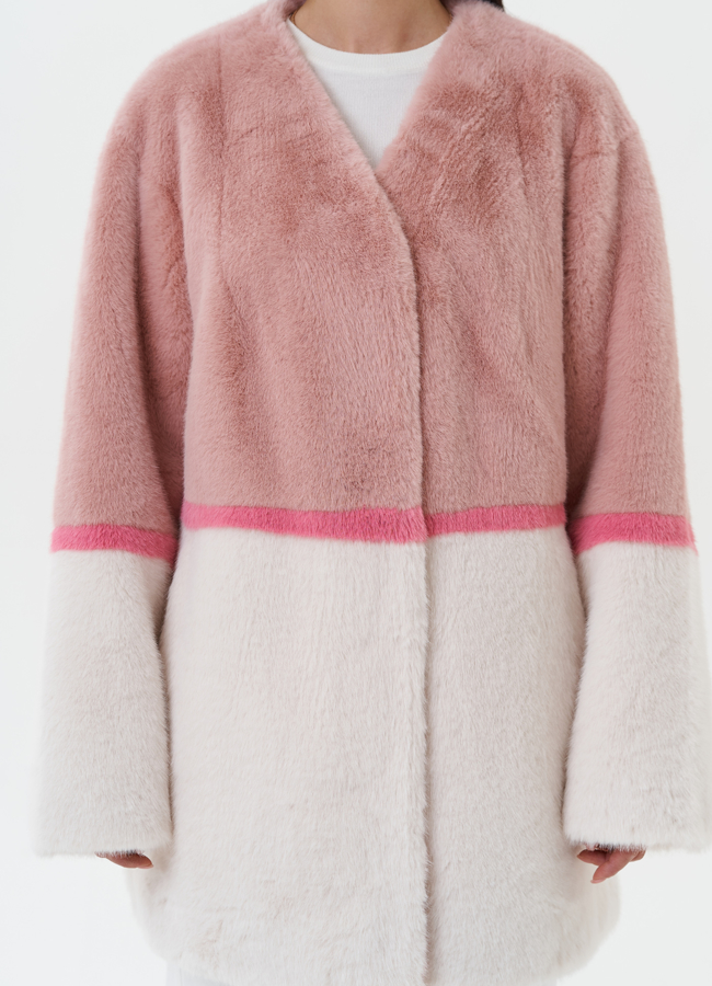 Женская шуба из эко меха в светлом оттенке модель № 27790 универмаг малина