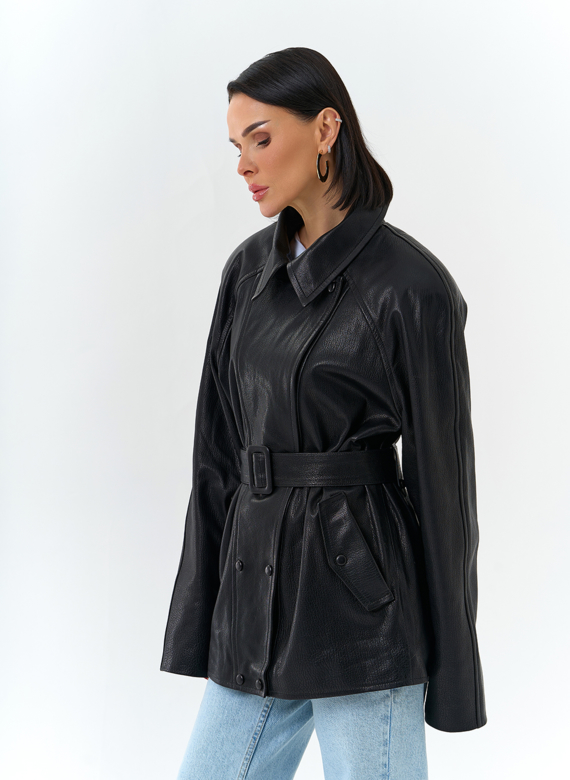Женская куртка из натуральной кожи  с поясом
