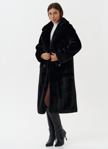 Женское пальто из экомеха с капюшоном