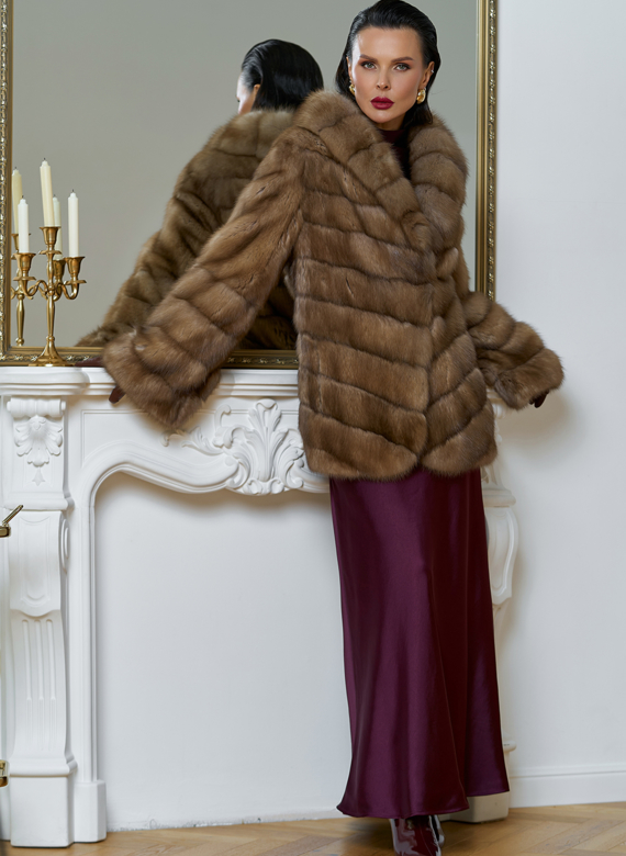 Женская шуба из куницы с воротником шаль Женская шуба из куницы с воротником шаль