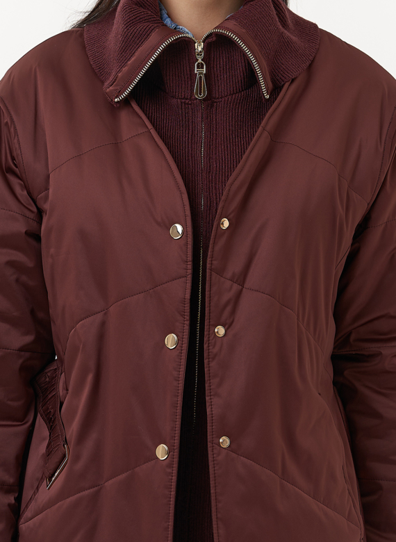 Женская утепленная куртка с поясом