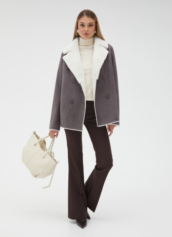 Женская двухсторонняя дубленка из эко кожи с английским воротником