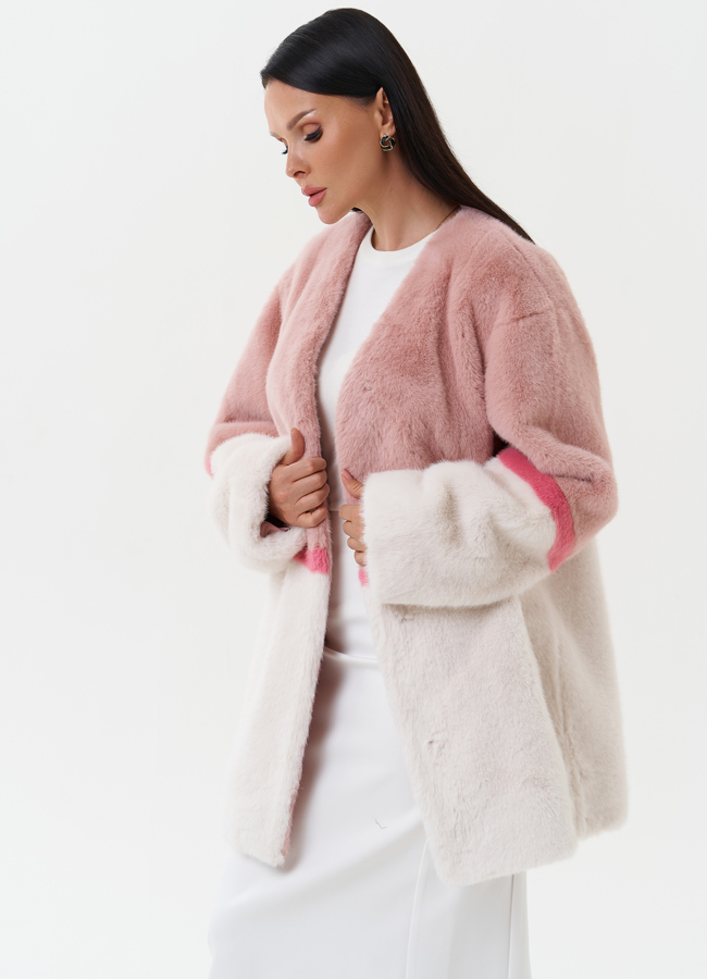 Женская шуба из эко меха в светлом оттенке модель № 27790 универмаг малина