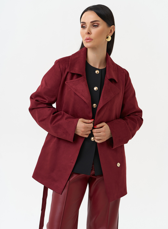 Женская куртка из эко замши бордового цвета