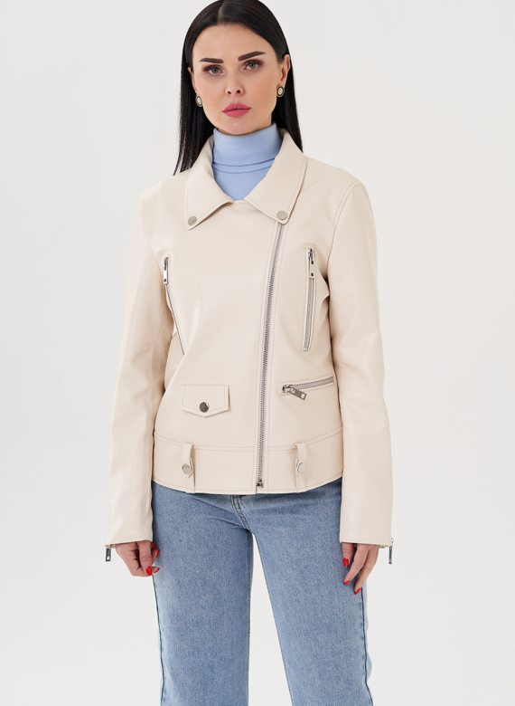 Светлая куртка косуха из эко кожи