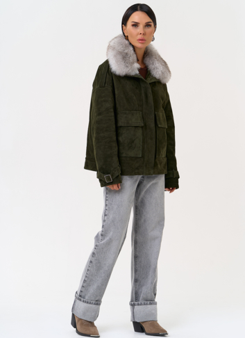 Короткий пуховик из натуральной замши