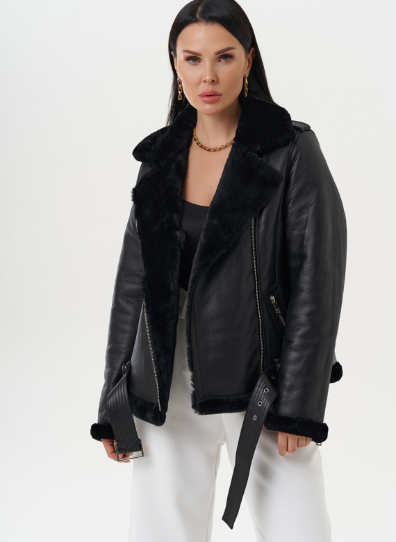 Женская дубленка "косуха" черного цвета