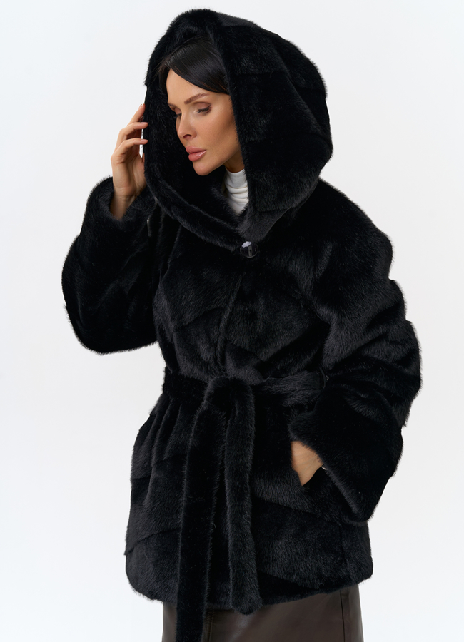 Женская шуба из эко меха с капюшоном модель № 32054 универмаг малина