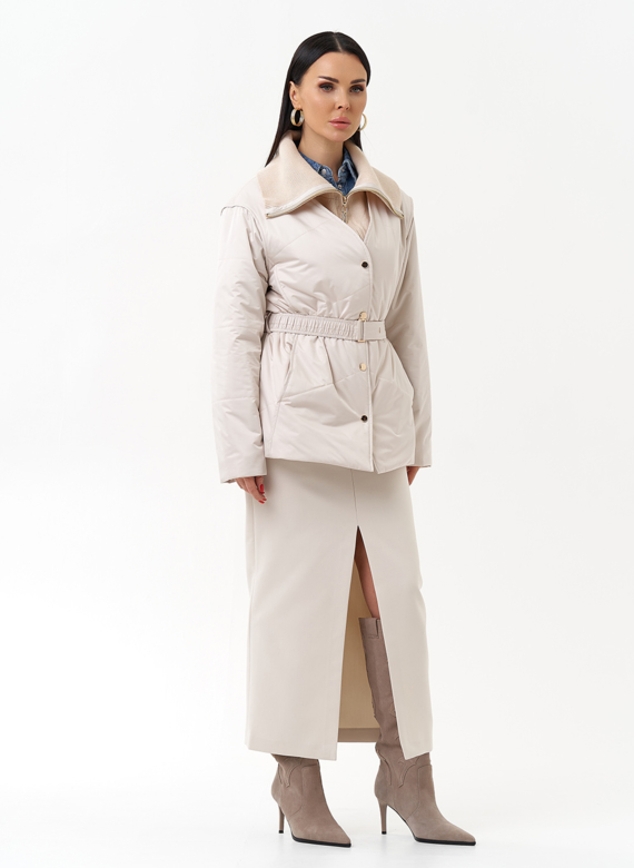 Женская утепленная куртка с поясом