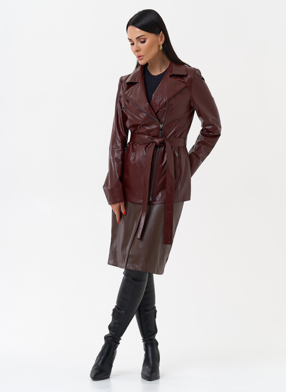 Куртка женская бордового цвета