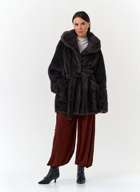 Шуба из меха норки с капюшоном