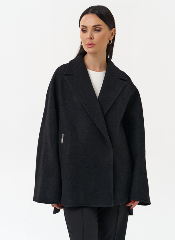 Укороченное пальто с английским воротником