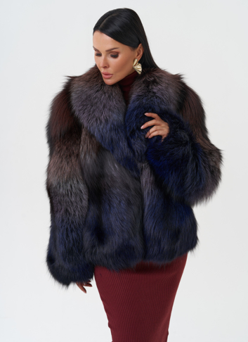Женская шуба из меха чернобурки