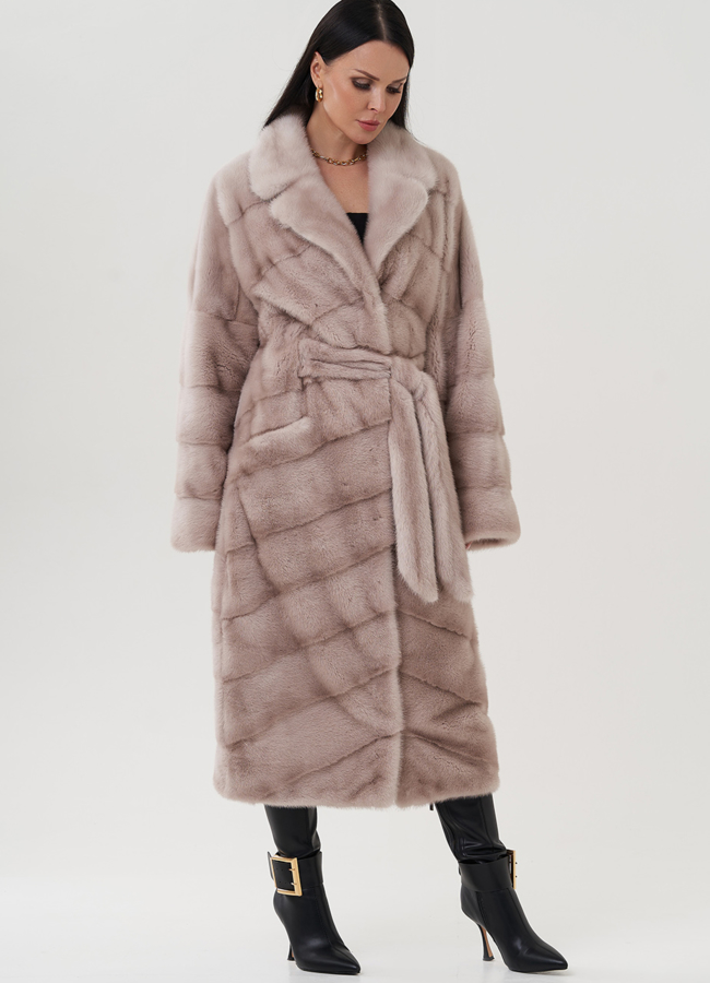 Шуба из норки с английским воротником  модель № 24817 универмаг малина