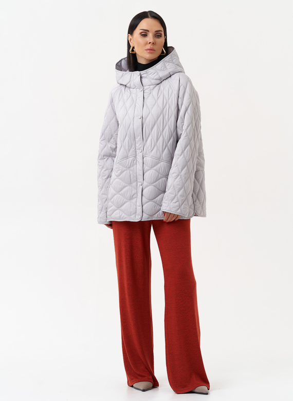 Женская стеганая куртка с капюшоном