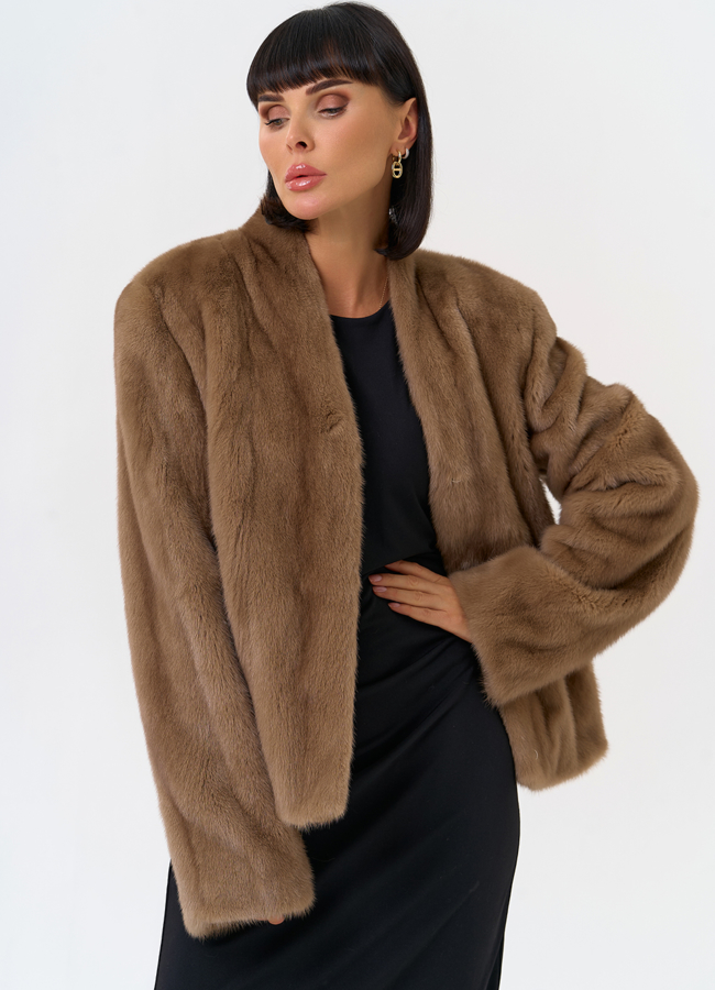 Укороченная шуба из меха норки  модель № 31600 универмаг малина